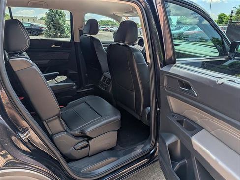 Used 2023 Volkswagen Atlas SE FWD image 14