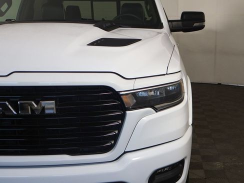 Used 2025 RAM 1500 Laramie w/ Sport Appearance Package AWD/4WD image 17