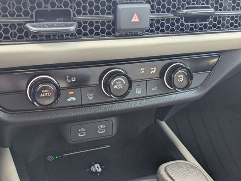 New 2026 Honda HR-V LX image 15