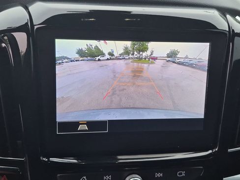 Certified 2023 Chevrolet Traverse LT image 17