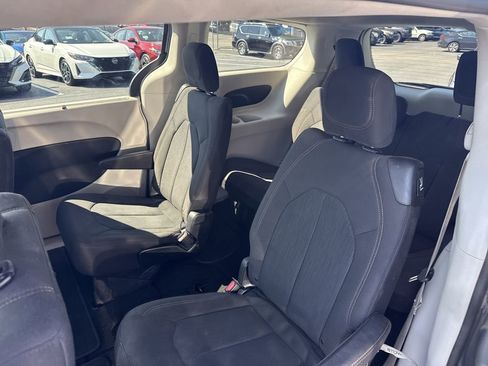 Used 2018 Chrysler Pacifica Touring Plus w/ Tire & Wheel Group image 26