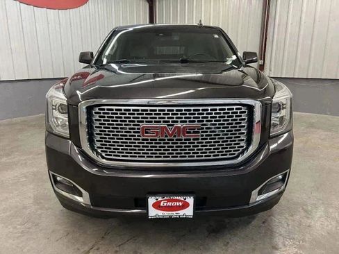 Used 2016 GMC Yukon XL Denali w/ Open Road Package image 8