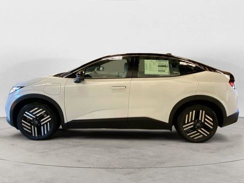 New 2026 Nissan Leaf SV+ w/ Floor Mat Package (SV+) image 2