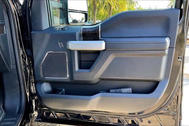 Used 2022 Ford F250 Lariat w/ Tremor Off-Road Package AWD/4WD image 24