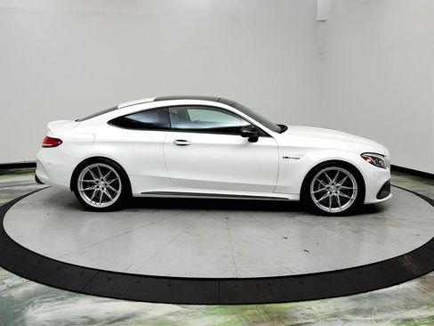 Used 2017 Mercedes-Benz C 63 AMG S image 4