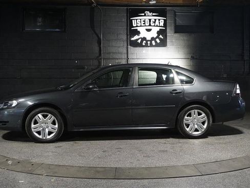 Used 2013 Chevrolet Impala LT w/ LT Sunroof Package image 2