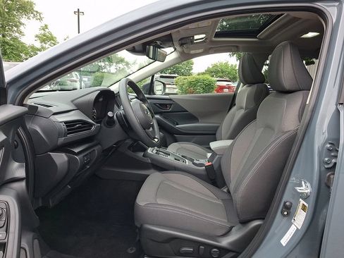 Used 2025 Subaru Crosstrek 2.5i Premium AWD/4WD image 13