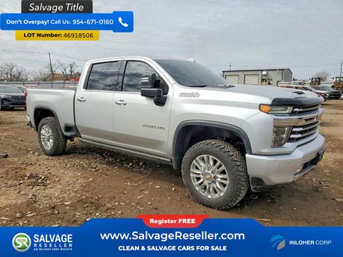 Used 2022 Chevrolet Silverado 2500 High Country w/ Safety Package II image 5