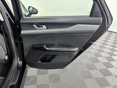Used 2022 Kia K5 LX image 29