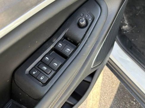 New 2026 Jeep Grand Cherokee L Limited AWD/4WD image 13