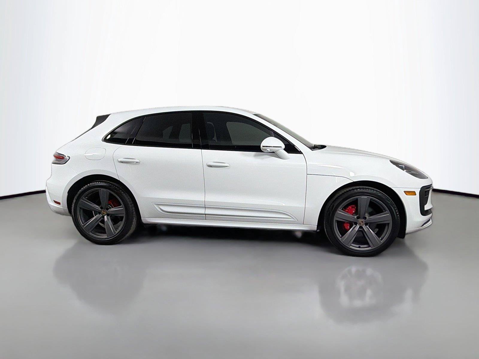 Certified 2025 Porsche Macan S AWD/4WD image 8