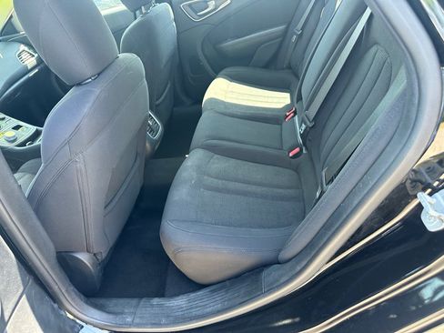 Used 2015 Chrysler 200 Limited w/ Convenience Group FWD image 20