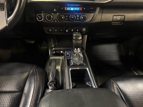 Used 2019 Toyota Tacoma TRD Pro AWD/4WD image 20