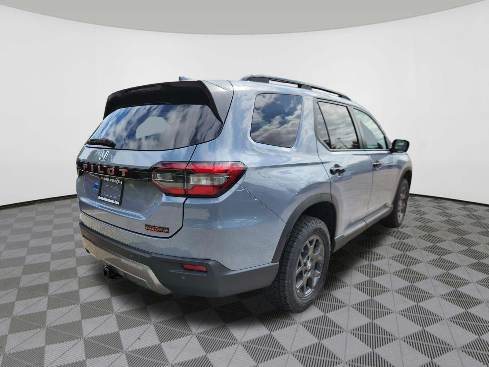 New 2026 Honda Pilot TrailSport image 4