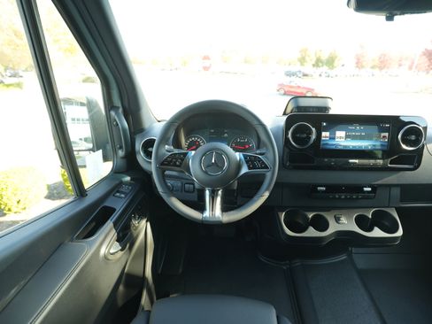 New 2026 Mercedes-Benz Sprinter 2500 image 30