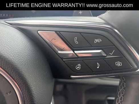 Used 2025 Buick Enclave Preferred AWD/4WD image 18