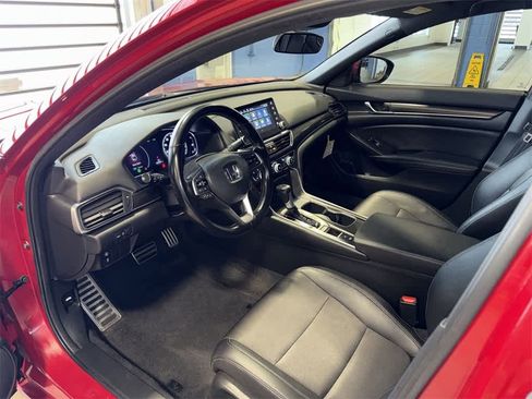 Used 2020 Honda Accord Sport image 28