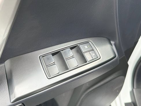 Used 2022 Lexus GX 460 Premium w/ Accessory Package AWD/4WD image 16