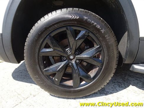 Used 2018 Volkswagen Atlas SE AWD/4WD image 32