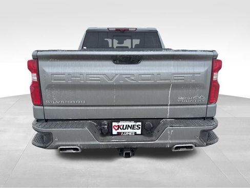 Used 2024 Chevrolet Silverado 1500 High Country w/ Technology Package image 8
