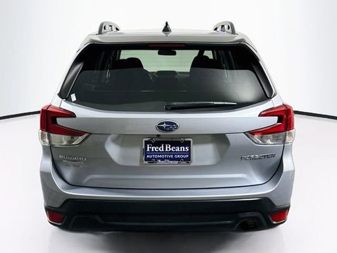 Certified 2024 Subaru Forester Premium AWD/4WD image 8