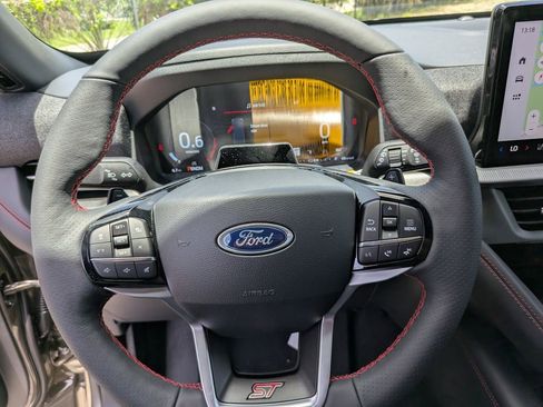 New 2026 Ford Explorer ST RWD image 26