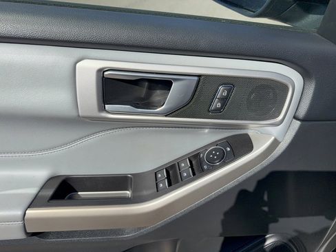 Certified 2023 Ford Explorer XLT w/ Equipment Group 202A image 9