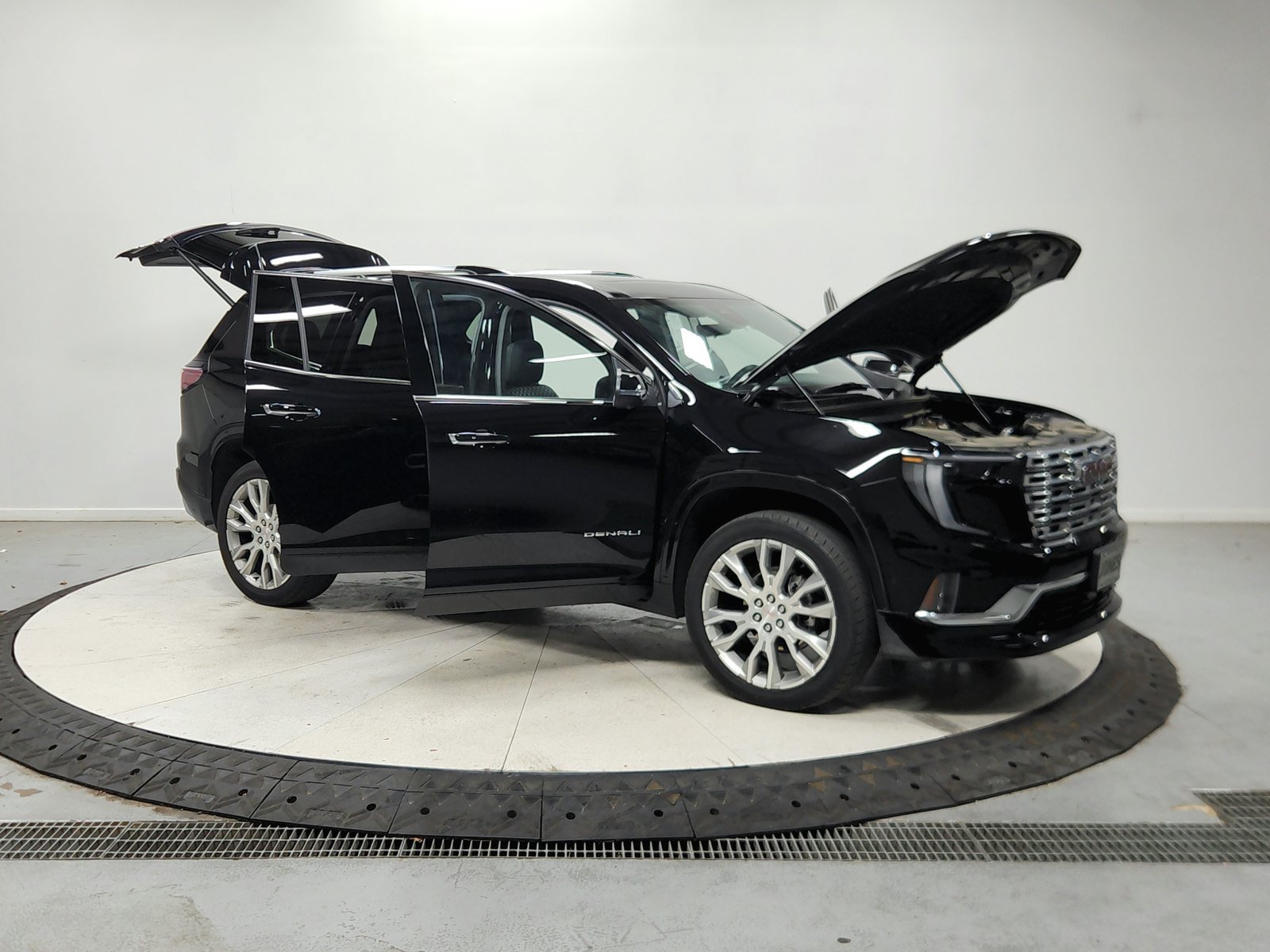 Used 2025 GMC Acadia Denali w/ Super Cruise Package AWD/4WD image 10