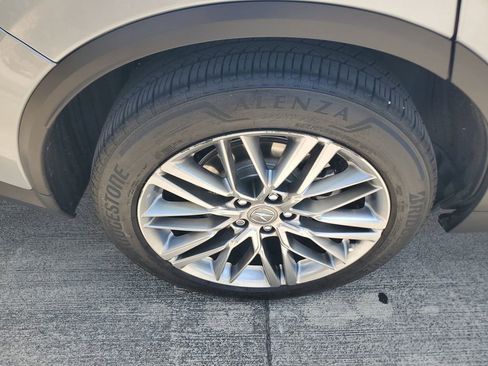 Certified 2023 Acura MDX SH-AWD w/ Advance Package image 10