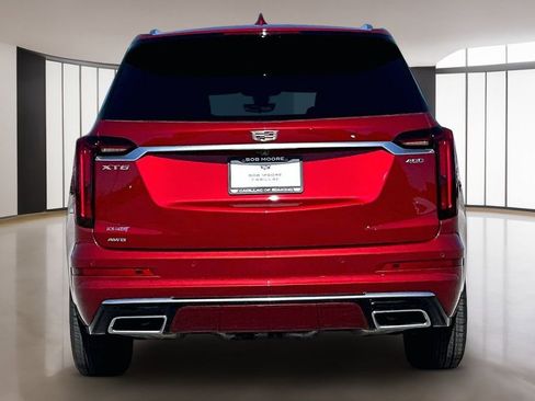 Used 2025 Cadillac XT6 Premium Luxury w/ Platinum Package AWD/4WD image 4
