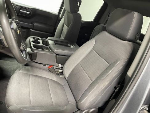 Used 2022 Chevrolet Silverado 1500 Custom w/ LPO, Dark Essentials Package image 12