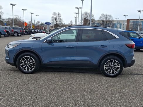 Certified 2023 Ford Escape SE image 6