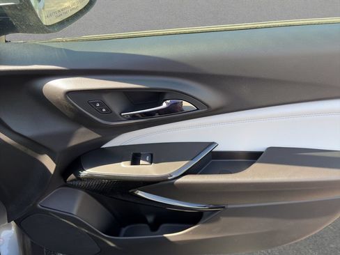 New 2026 Chevrolet Trax LT FWD image 17