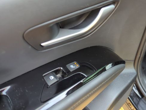 Used 2022 Hyundai Tucson Limited w/ Cargo Package image 18