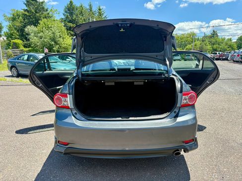 Used 2012 Toyota Corolla S FWD image 18