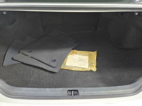 Used 2025 Toyota Camry SE image 26