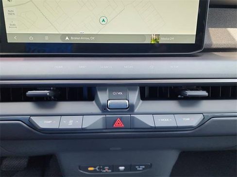 New 2026 Kia EV9 Light image 23