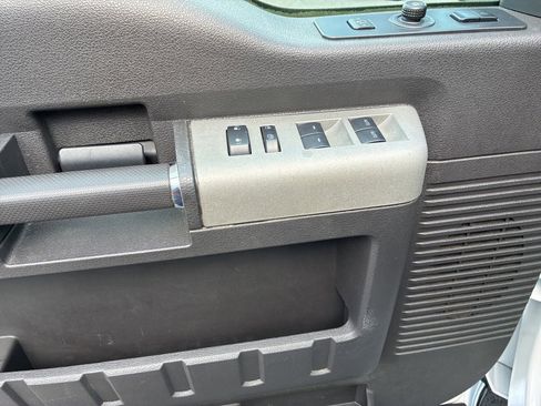 Used 2013 Ford F350 Lariat w/ Camper Pkg image 20