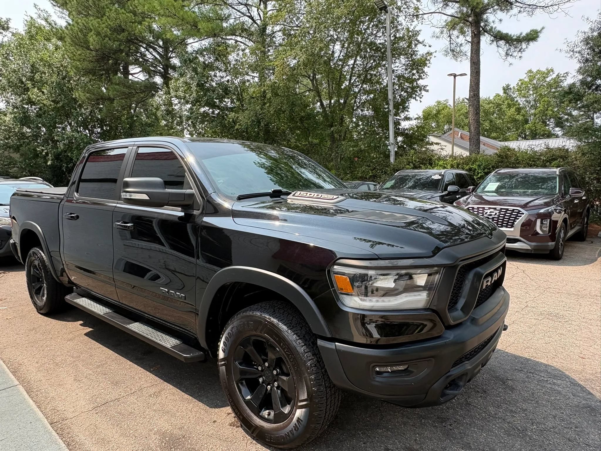 Used 2020 RAM 1500 Rebel w/ Rebel Level 1 Equipment Group AWD/4WD image 4