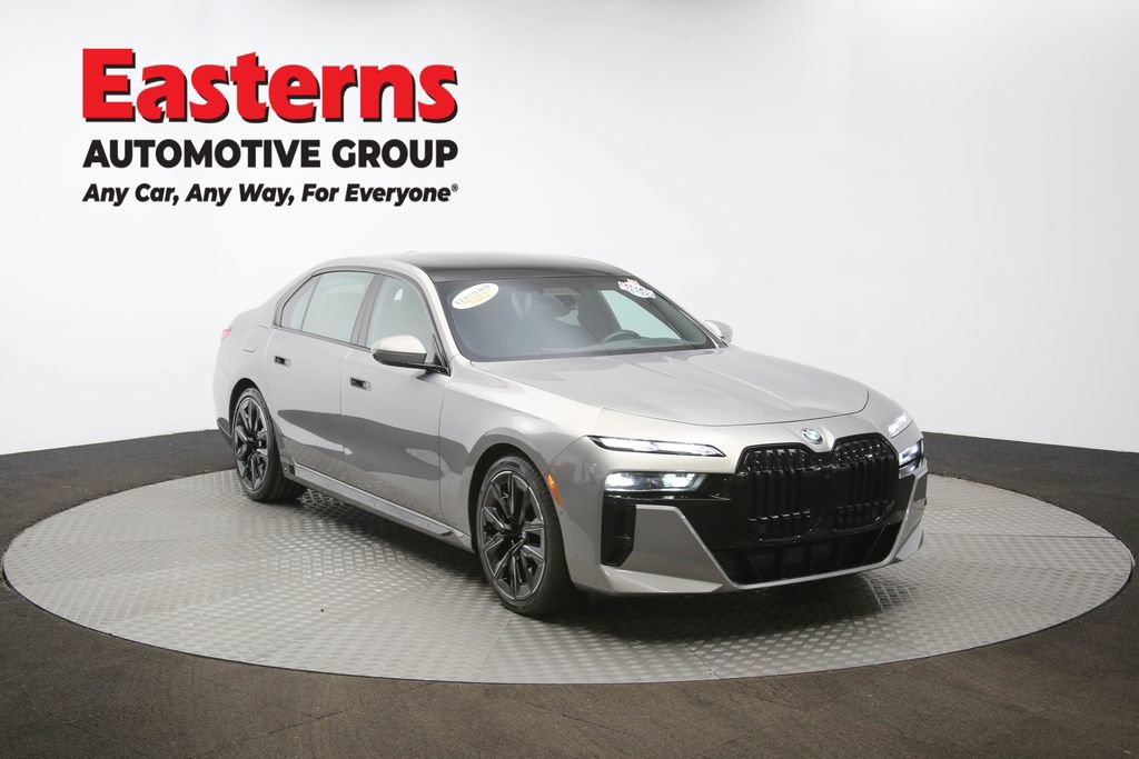 Used 2023 BMW 760i xDrive w/ Executive Package AWD/4WD image 56