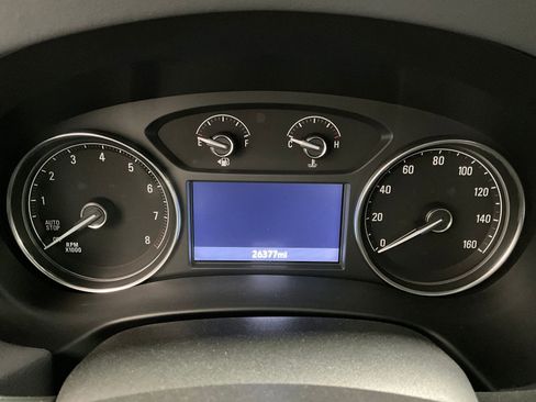 Used 2023 Buick Enclave Essence image 20