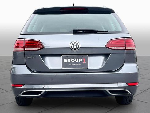 Used 2019 Volkswagen Golf S FWD image 4