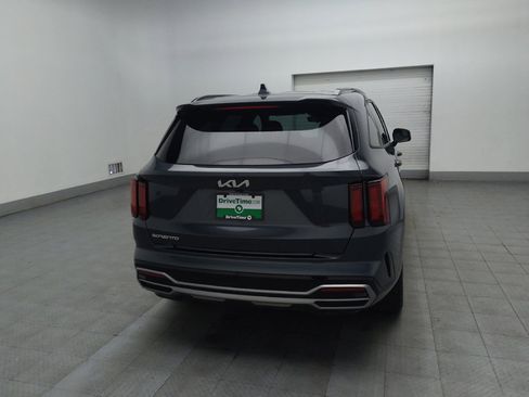 Used 2023 Kia Sorento S image 7