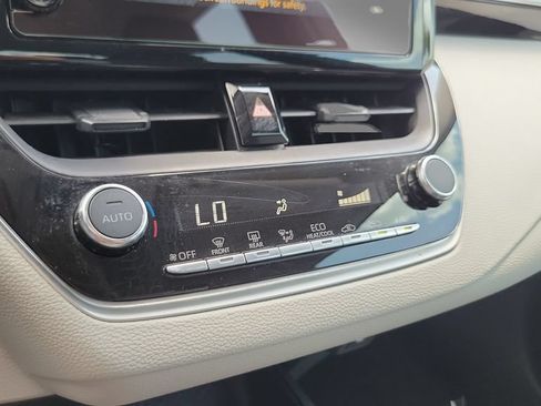 Certified 2024 Toyota Corolla LE FWD image 18