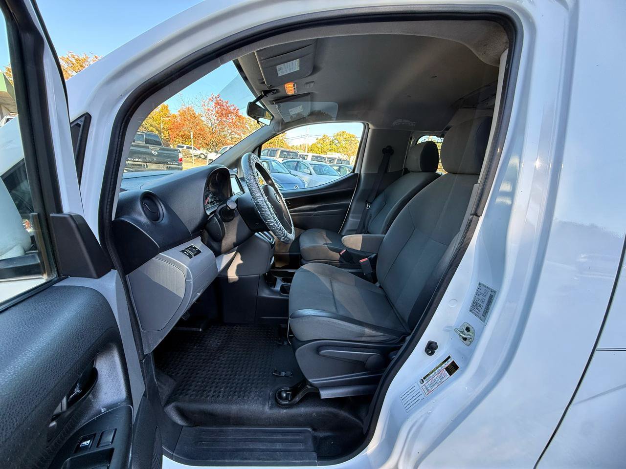 Used 2020 Nissan NV200 SV w/ Sliding Glass Door Package FWD image 15