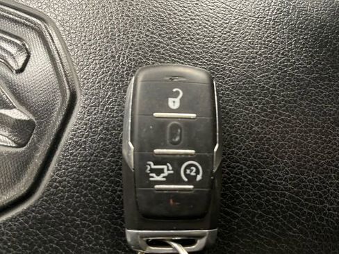 Certified 2020 RAM 1500 Laramie image 21