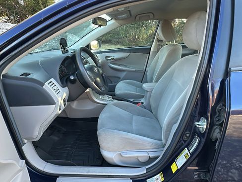 Used 2012 Toyota Corolla L image 12