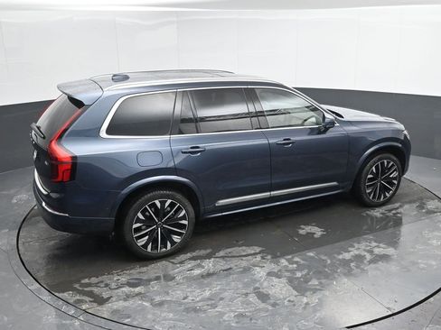 New 2026 Volvo XC90 B6 Plus w/ Protection Package image 30
