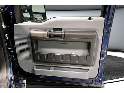 Used 2012 Ford F350 XLT w/ XLT Premium Pkg image 24