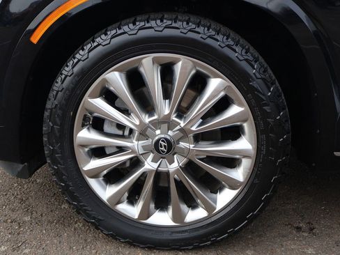 Used 2020 Hyundai Palisade Limited image 38